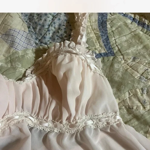 Inner secrets Cream Chemise with Empire Waist and Ruched Bodice babydoll